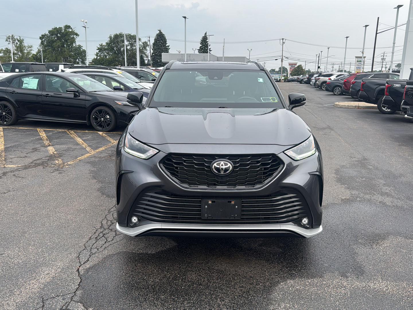Used 2023 Magnetic Gray Metallic Toyota XSE image 2
