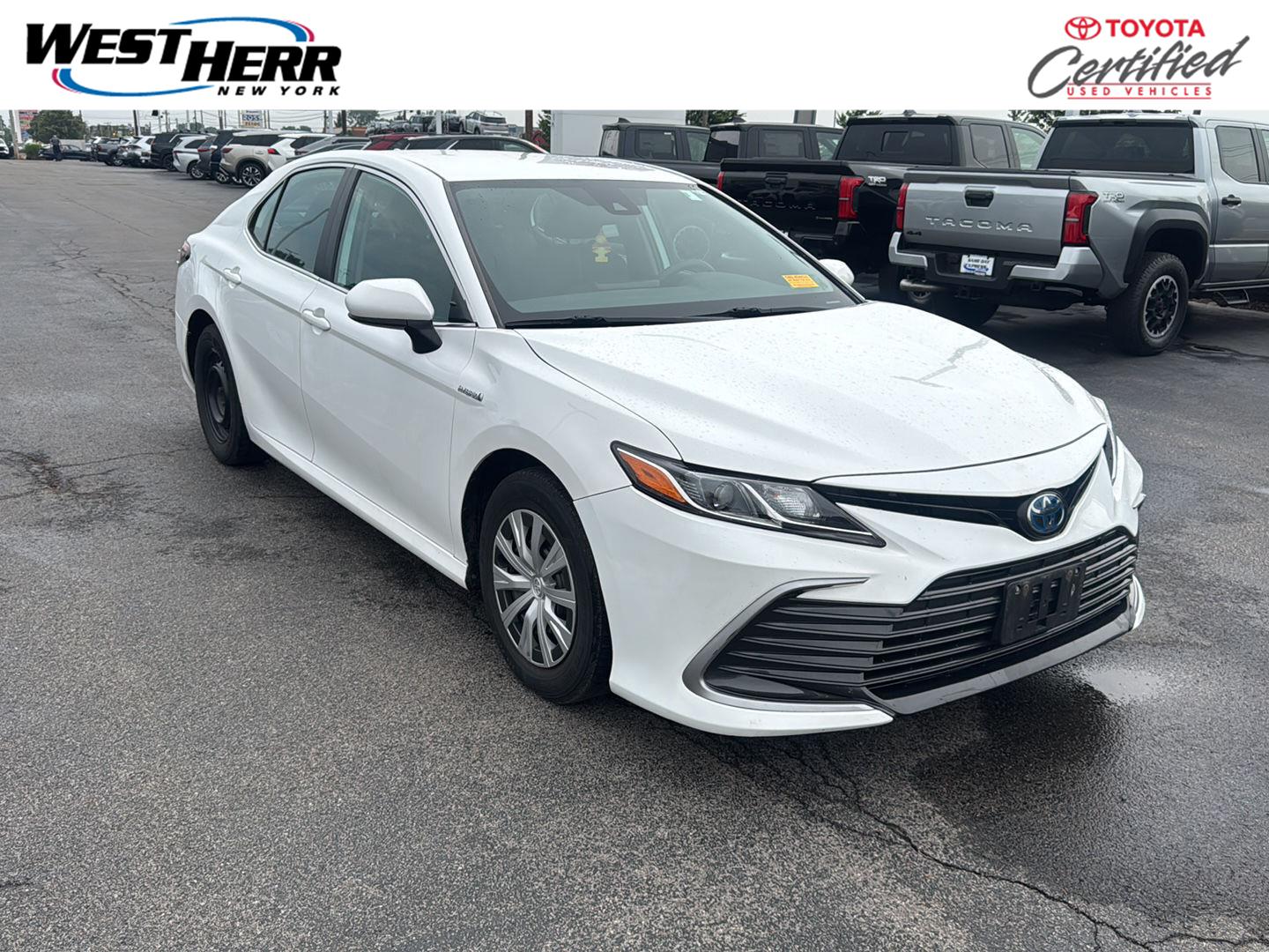 2021 Toyota Camry Hybrid LE FWD