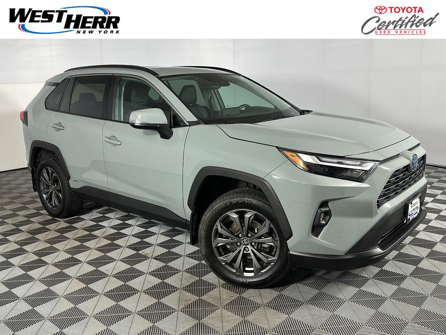  2023 Toyota RAV4 Hybrid XLE Premium AWD   