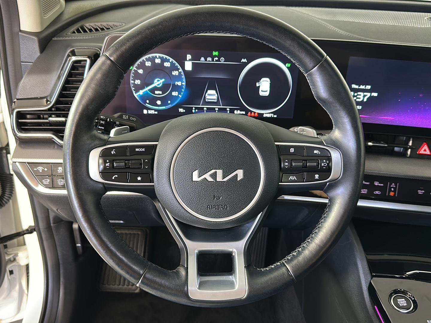 Used 2024 Snow White Pearl Kia SX-Prestige image 17