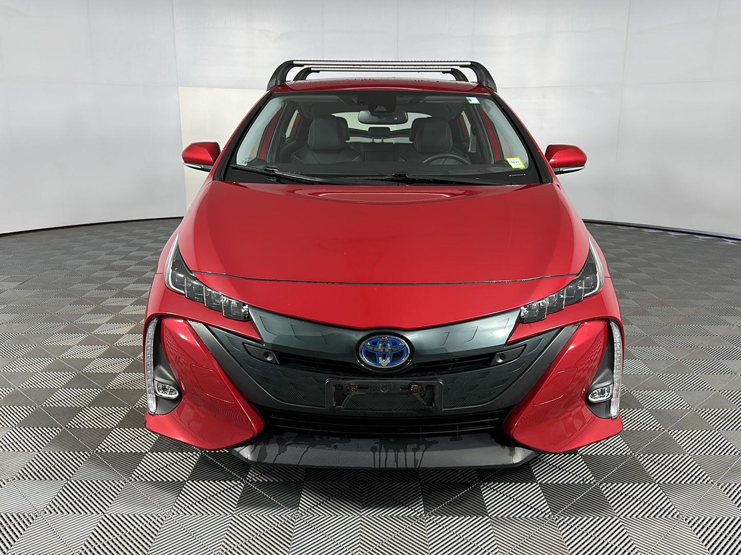 Used 2022 Supersonic Red Toyota Limited image 2