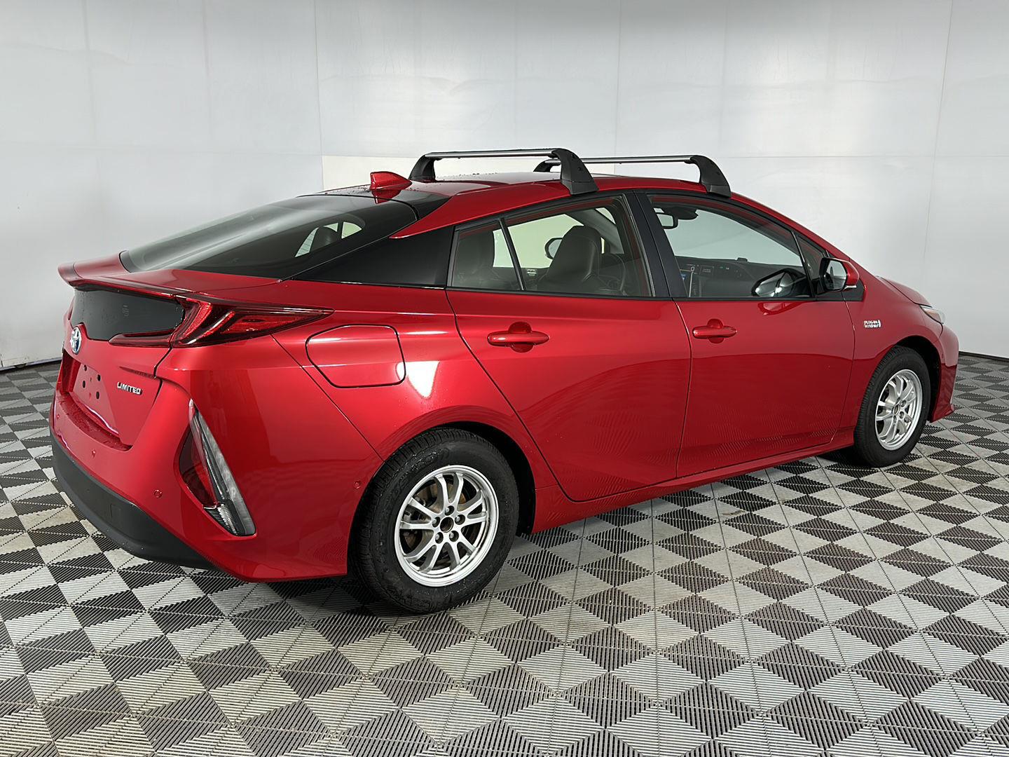 Used 2022 Supersonic Red Toyota Limited image 24
