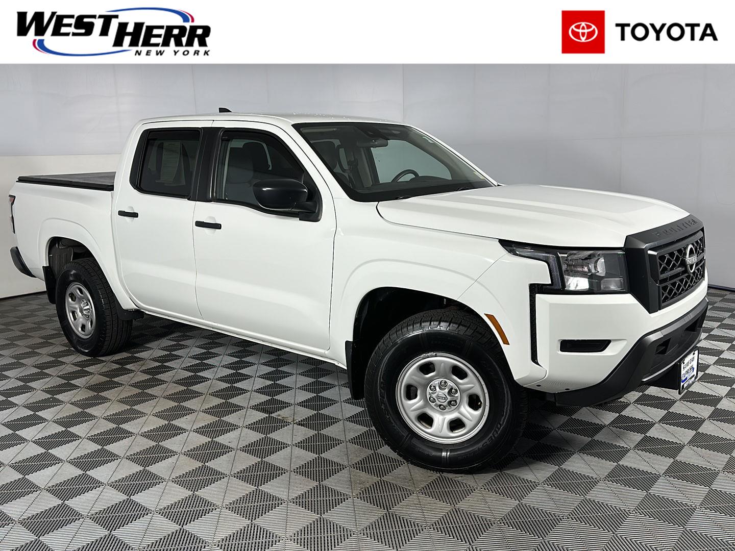  2022 Nissan Frontier S Crew Cab 4WD   