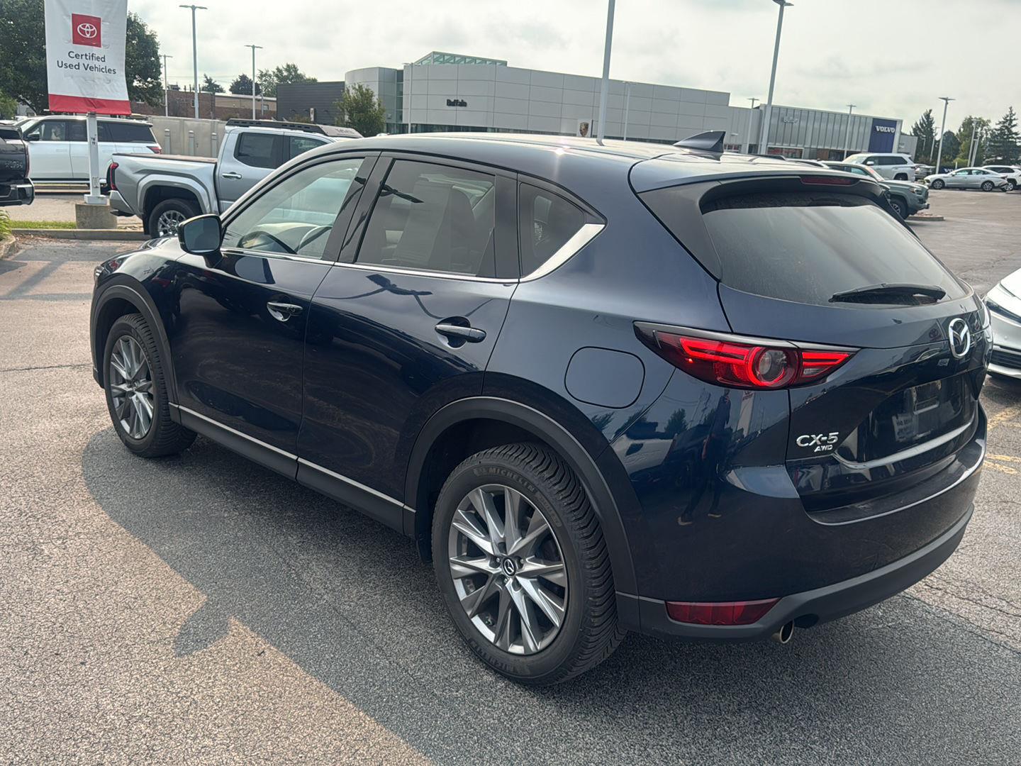 Used 2020 Deep Crystal Blue Mica Mazda Grand Touring image 4