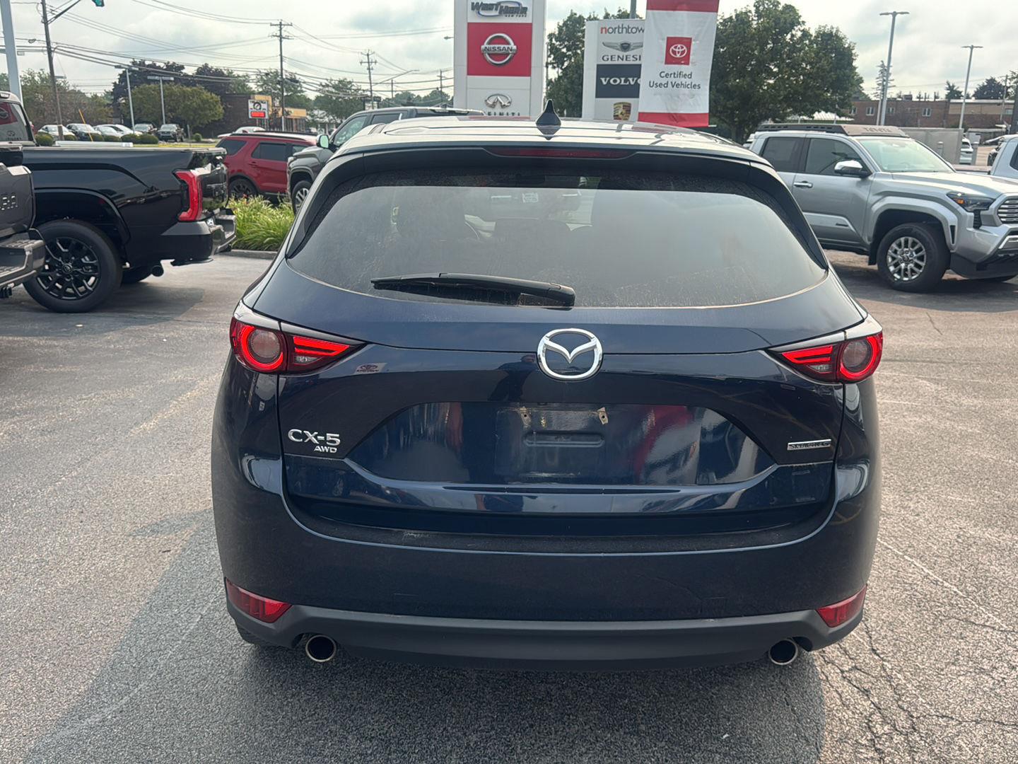 Used 2020 Deep Crystal Blue Mica Mazda Grand Touring image 5