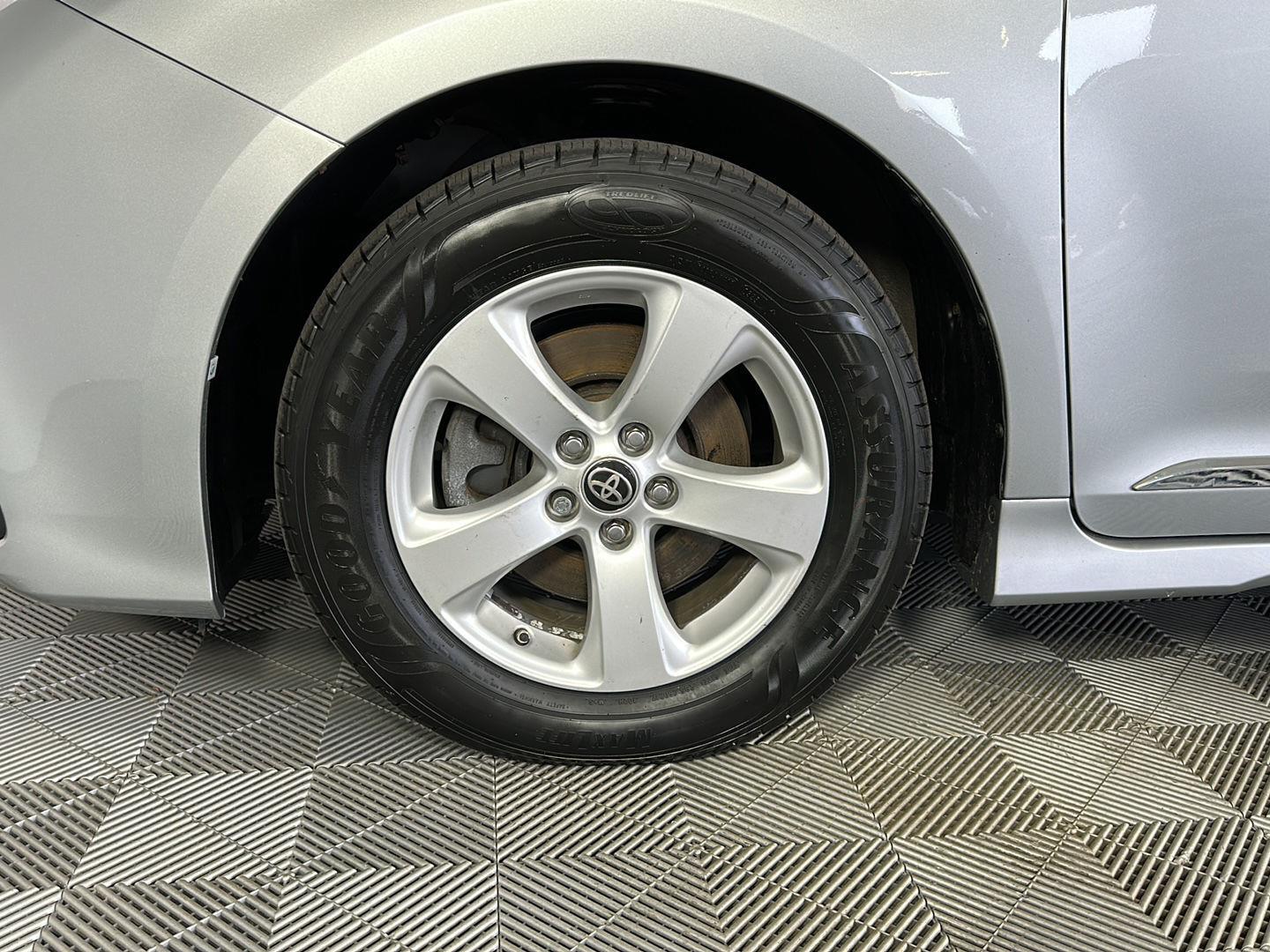 Certified Used 2020 Celestial Silver Metallic Toyota LE 8-Passenger image 9