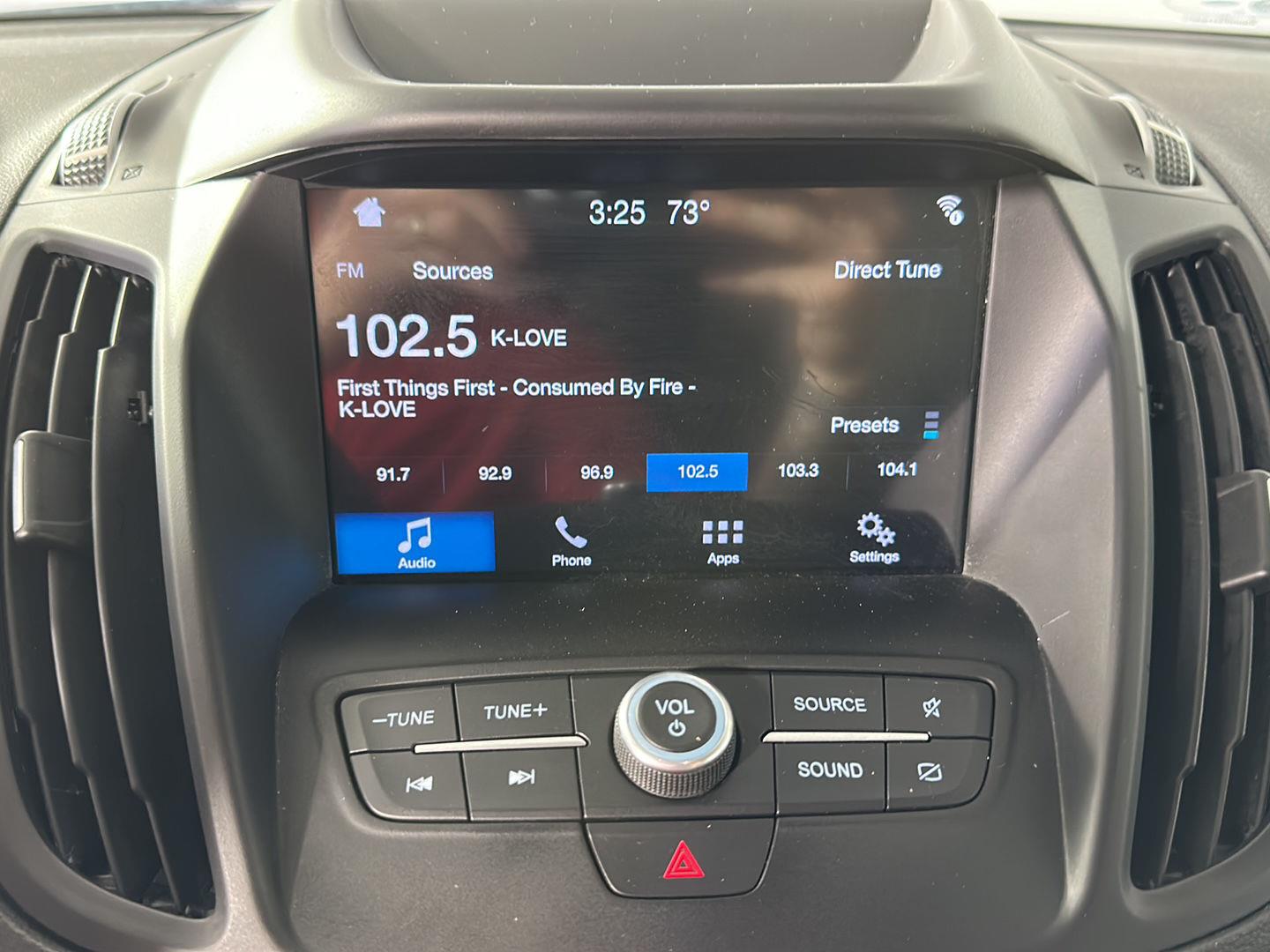 Used 2019 Agate Black Ford SE image 30