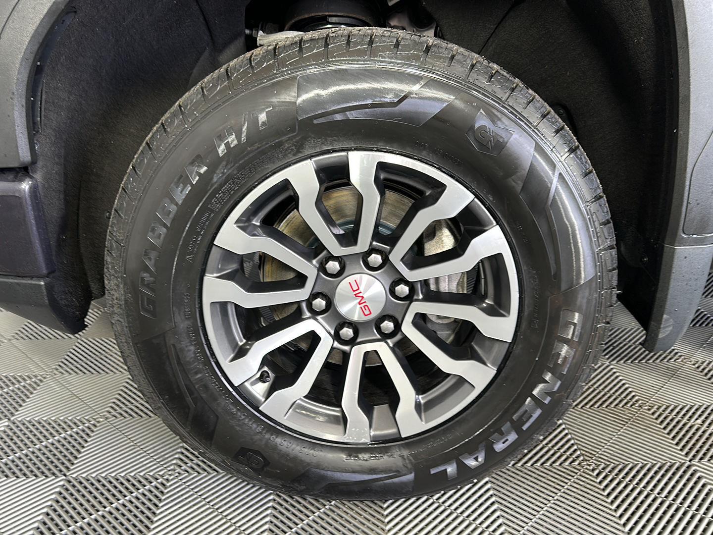 Used 2023 Titanium Rush Metallic GMC AT4 image 5