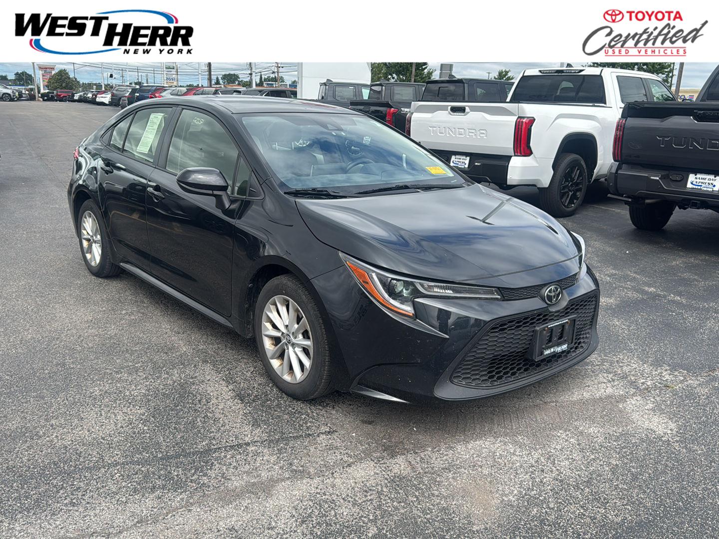  2021 Toyota Corolla LE FWD   