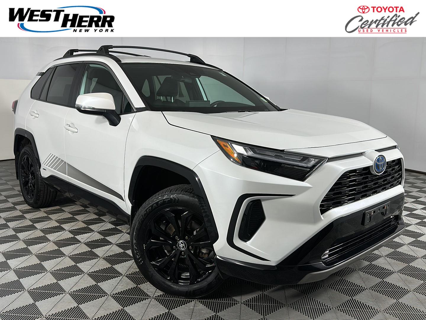 2023 Toyota RAV4 Hybrid SE