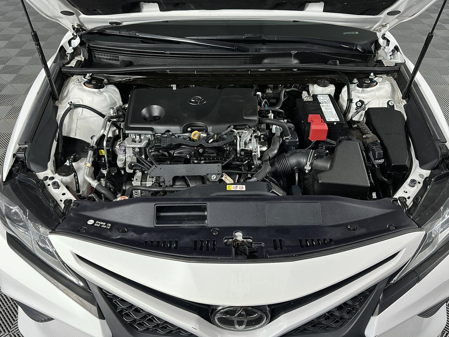 Used 2020 Super White Toyota SE image 10