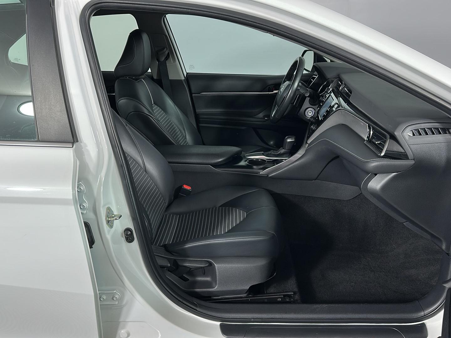 Used 2020 Super White Toyota SE image 25