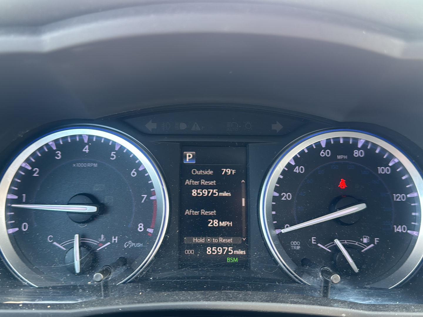 Used 2018 Predawn Gray Mica Toyota XLE image 8