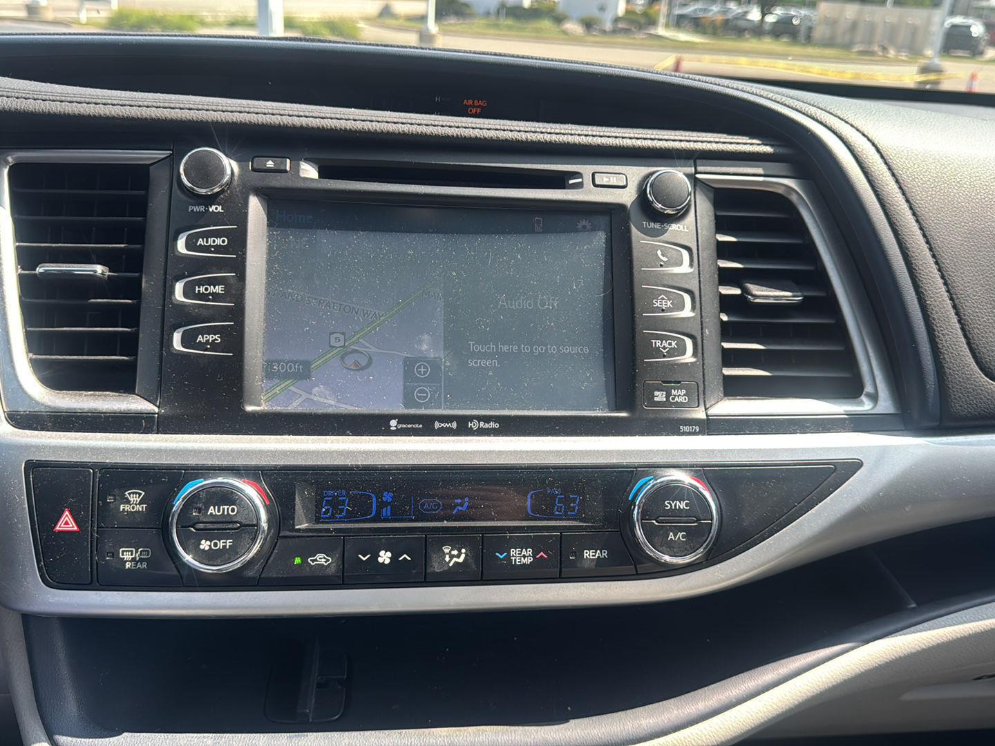 Used 2018 Predawn Gray Mica Toyota XLE image 9