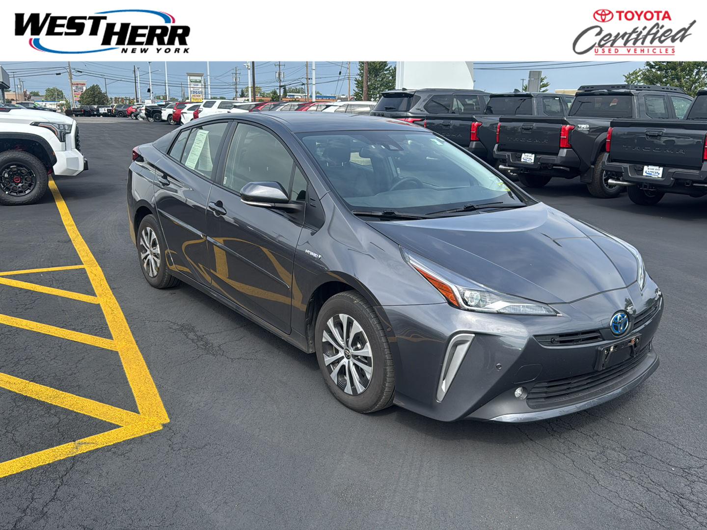  2022 Toyota Prius XLE AWD-e   