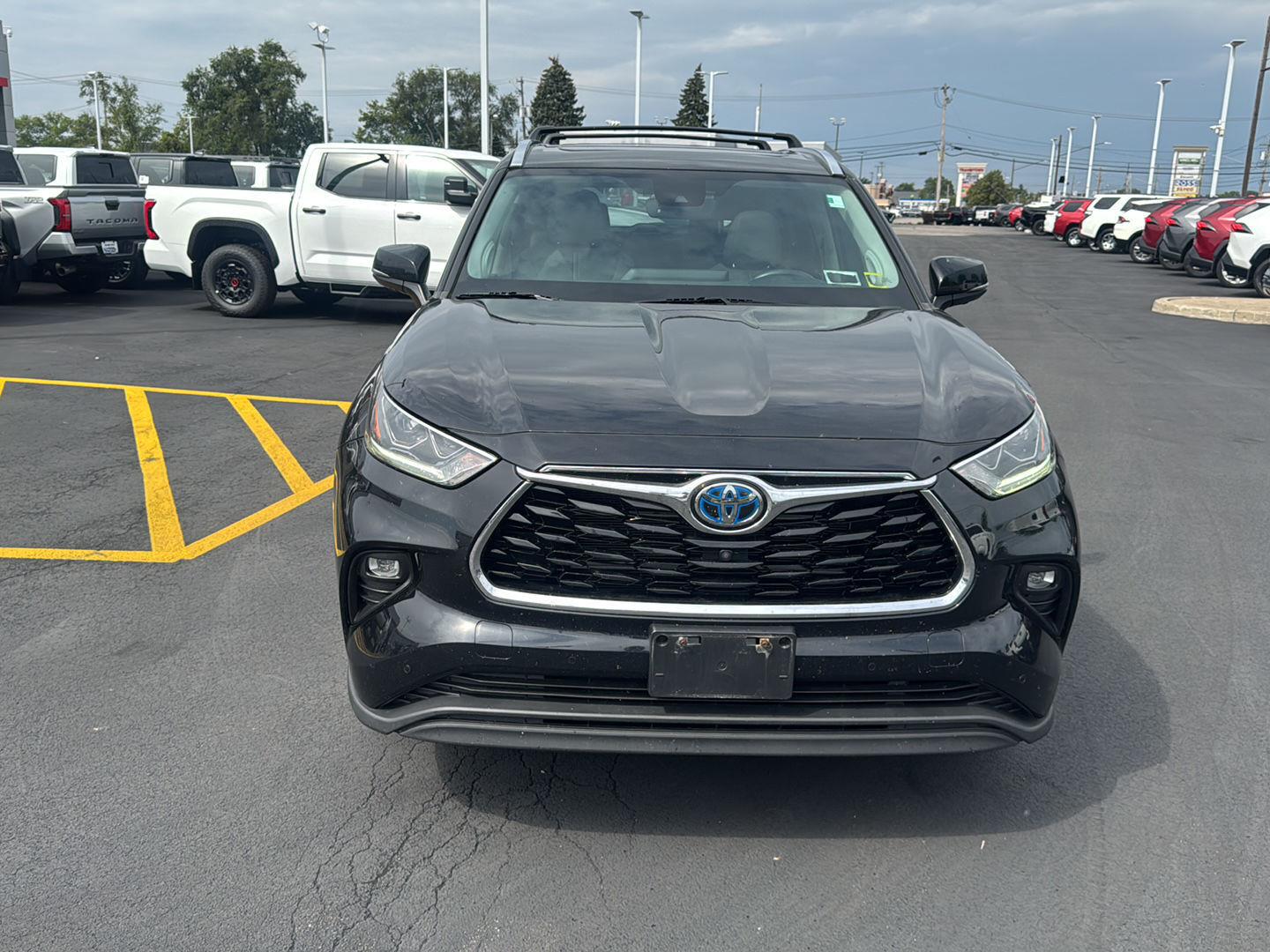Used 2022 Midnight Black Metallic Toyota Limited image 2