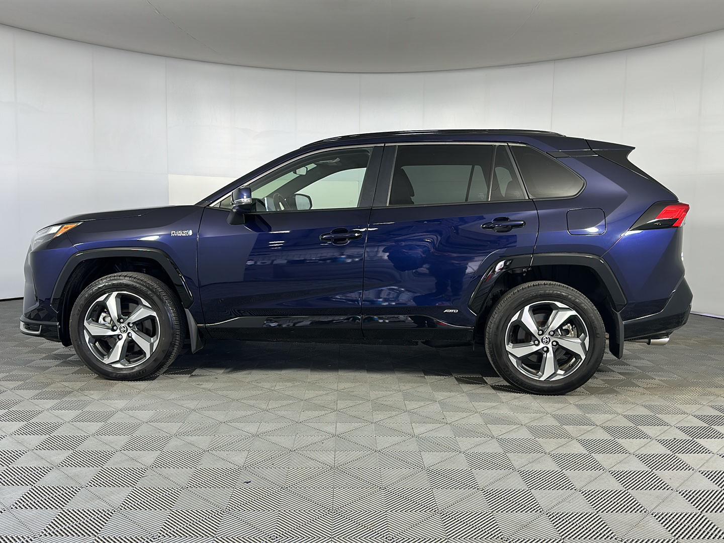 Certified Used 2023 Blueprint Toyota SE image 4