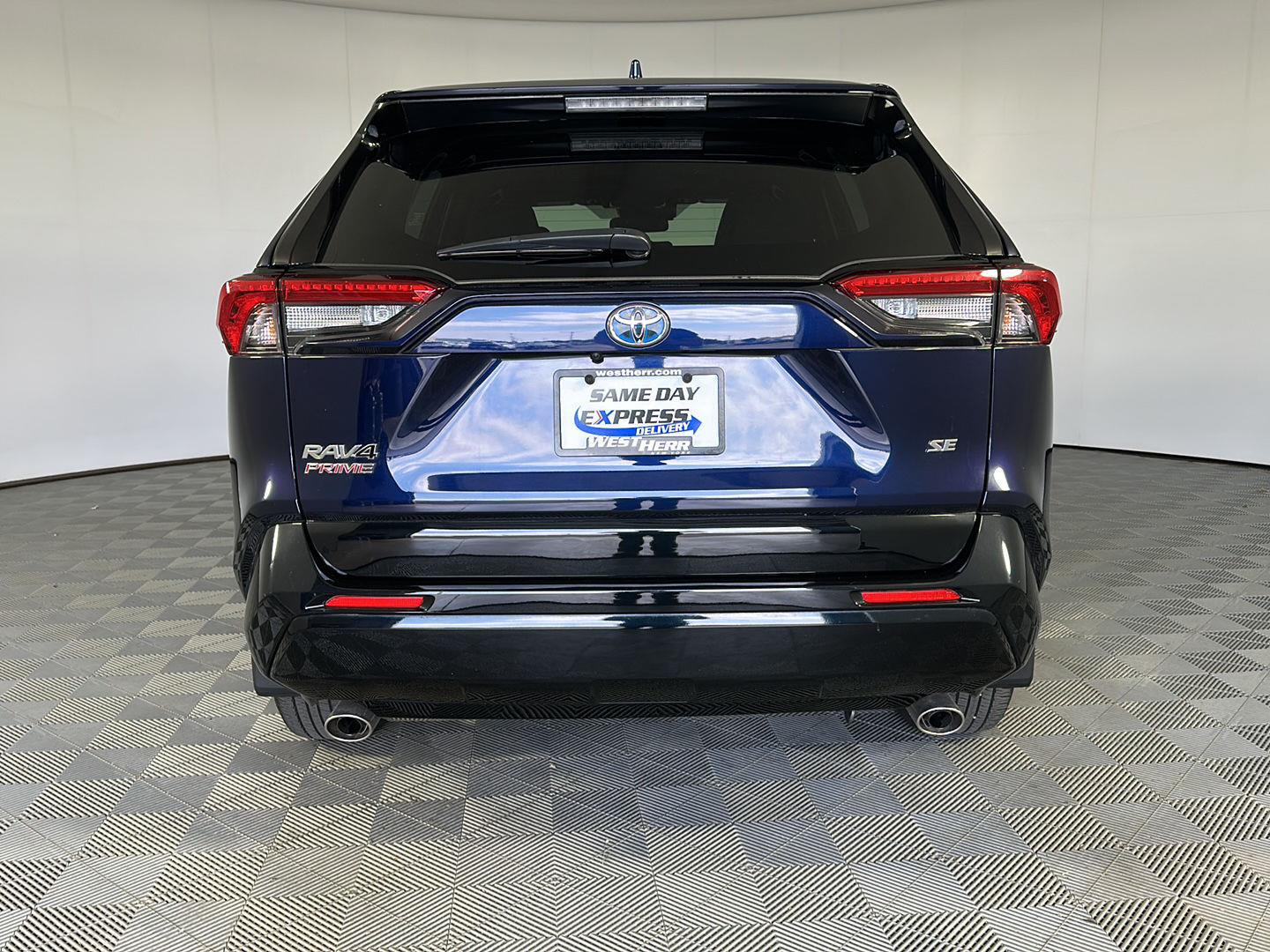 Certified Used 2023 Blueprint Toyota SE image 6