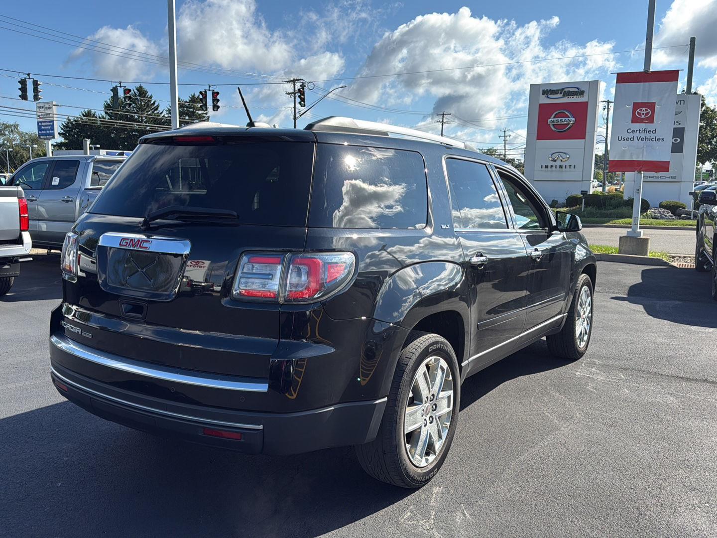 Used 2017 Ebony Twilight Metallic GMC Limited image 7