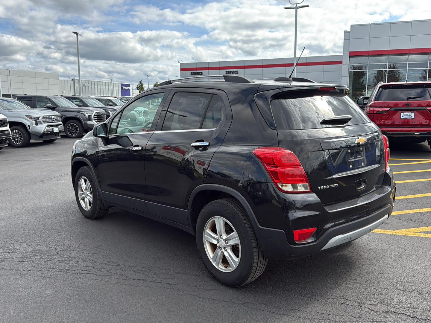 Used 2019 Mosaic Black Metallic Chevrolet LT image 5