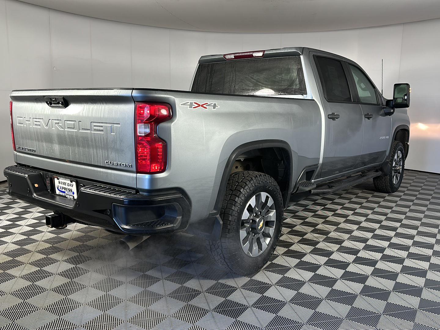 Used 2024 Sterling Gray Metallic Chevrolet Custom image 7