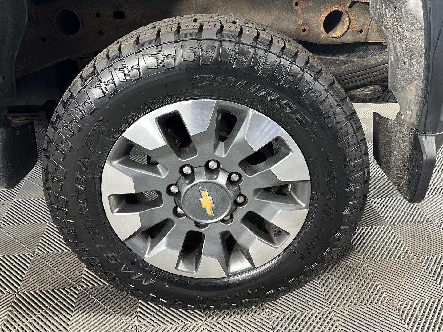 Used 2024 Sterling Gray Metallic Chevrolet Custom image 8