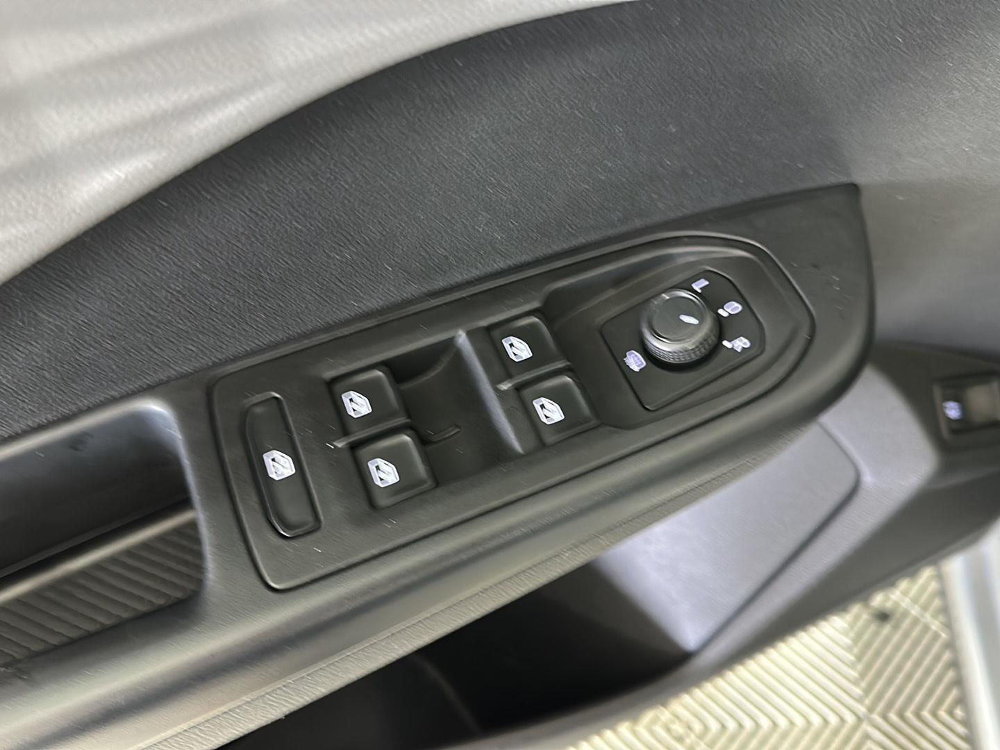 Used 2022 Pyrite Silver Metallic Volkswagen S image 11