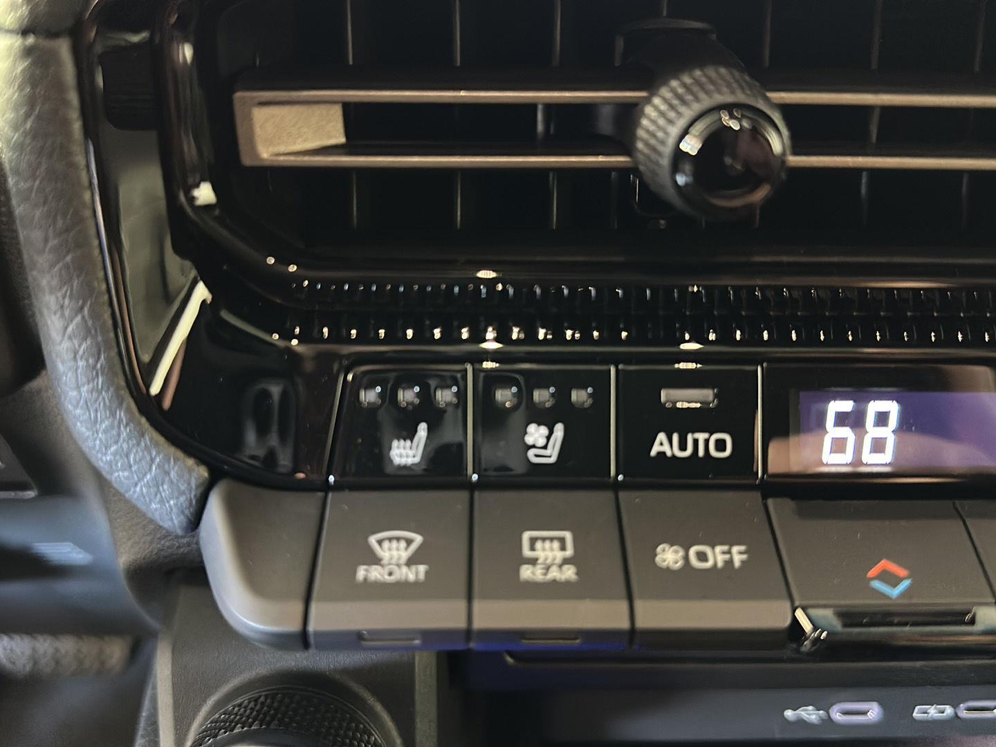 Used 2026 Underground Toyota Base image 18