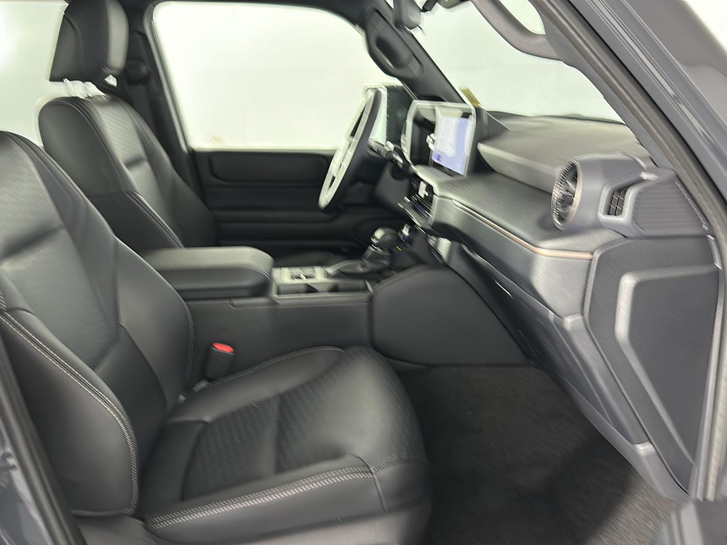 Used 2026 Underground Toyota Base image 25
