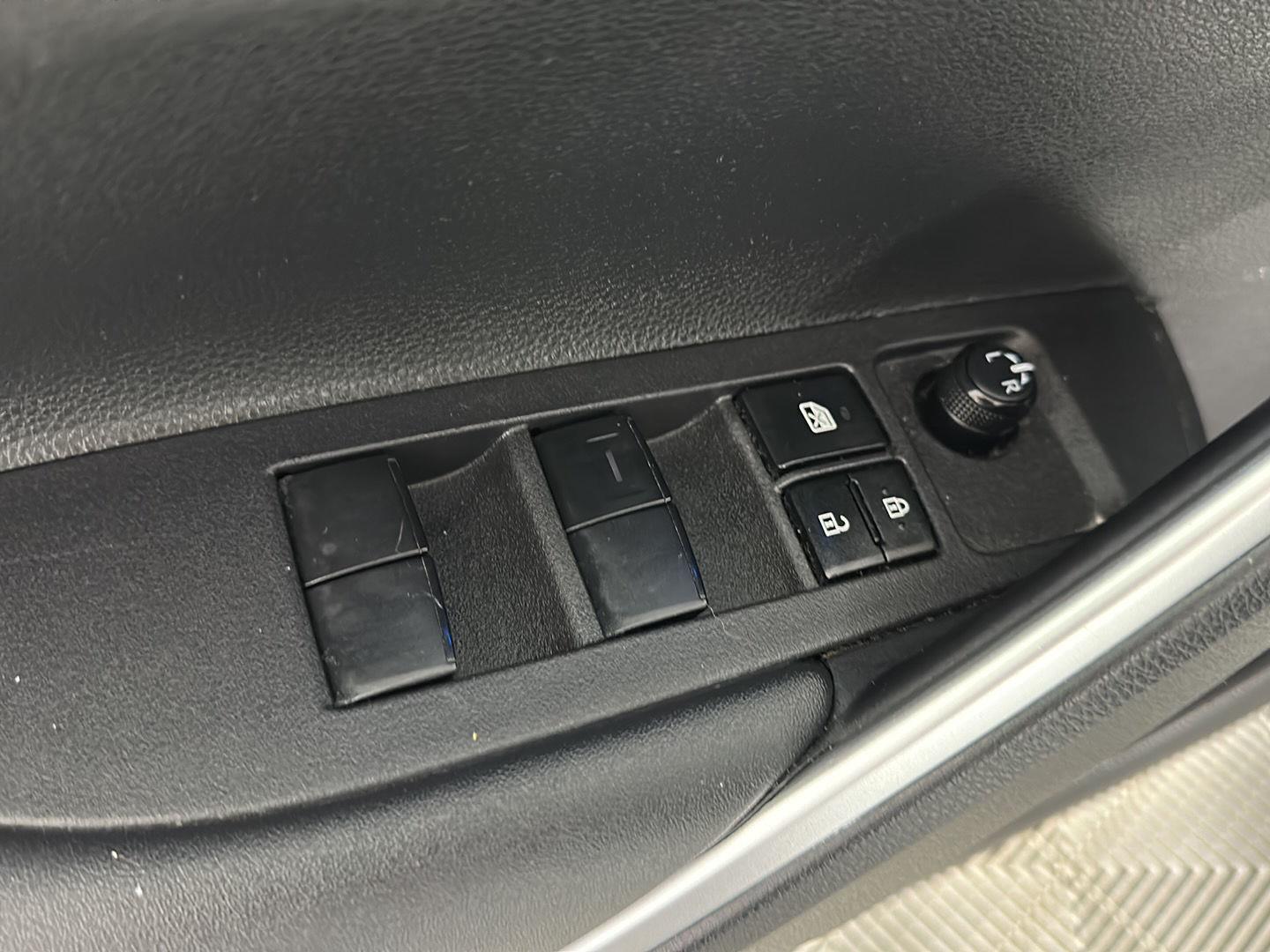 Certified Used 2023 Wind Chill Pearl Toyota XLE image 12