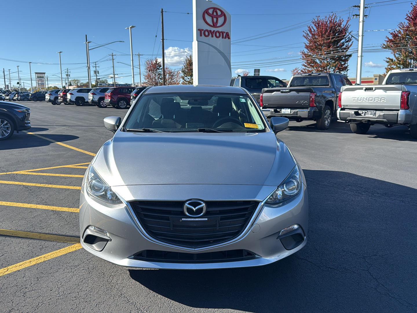 Used 2015 Liquid Silver Metallic Mazda i Sport image 8