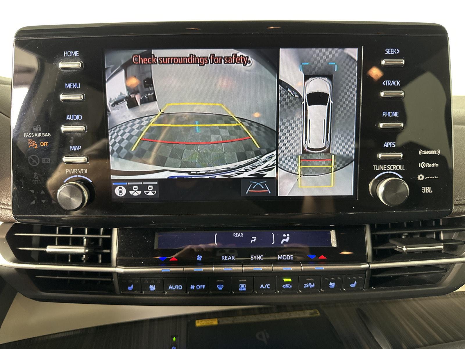 Used 2022 Windchill Pearl Toyota Platinum 7-Passenger image 18