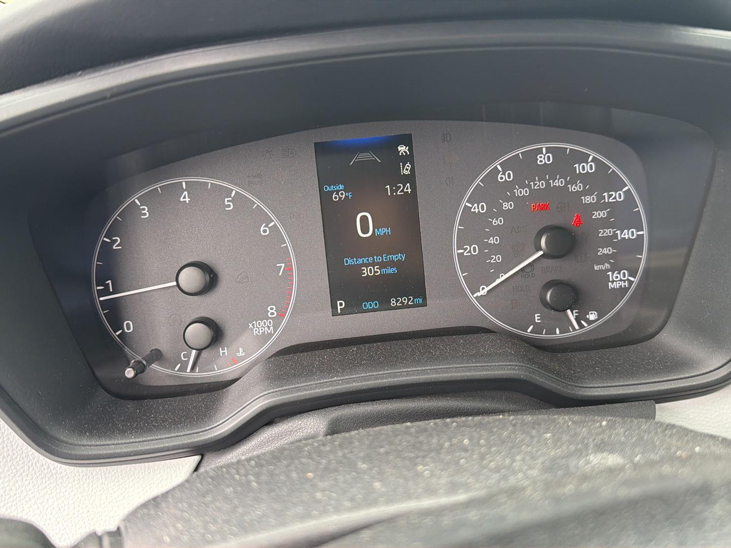Certified Used 2025 Ice Cap Toyota SE image 6