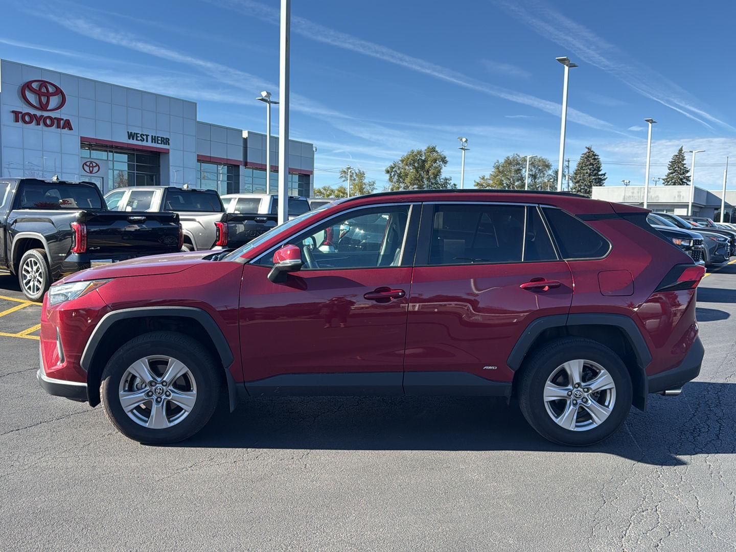 Certified Used 2025 Ruby Flare Pearl Toyota XLE image 6