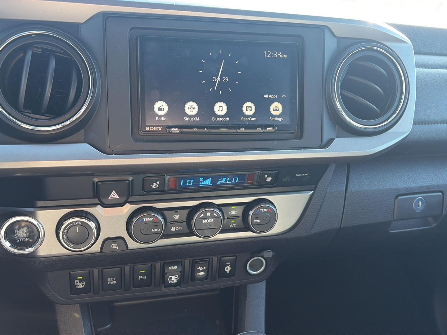 Used 2019 Midnight Black Metallic Toyota Limited image 10