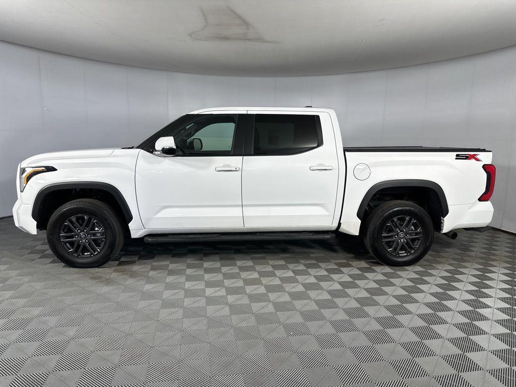 Used 2025 Ice Toyota SR5 image 6