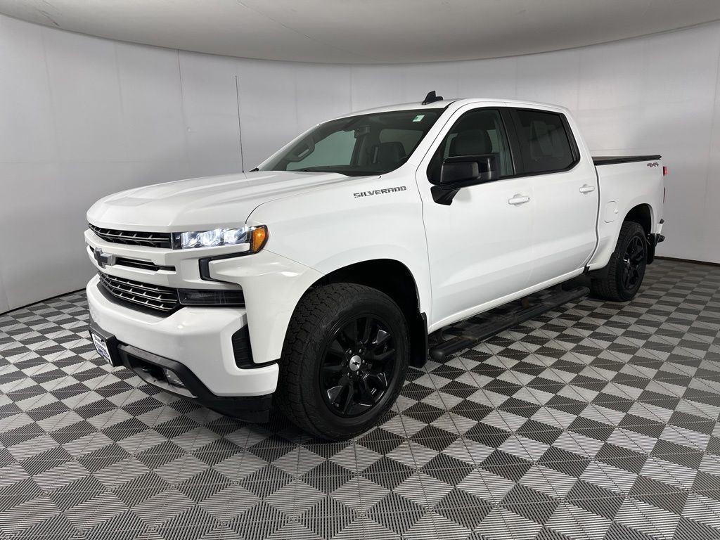 Used 2019 Summit White Chevrolet RST image 5