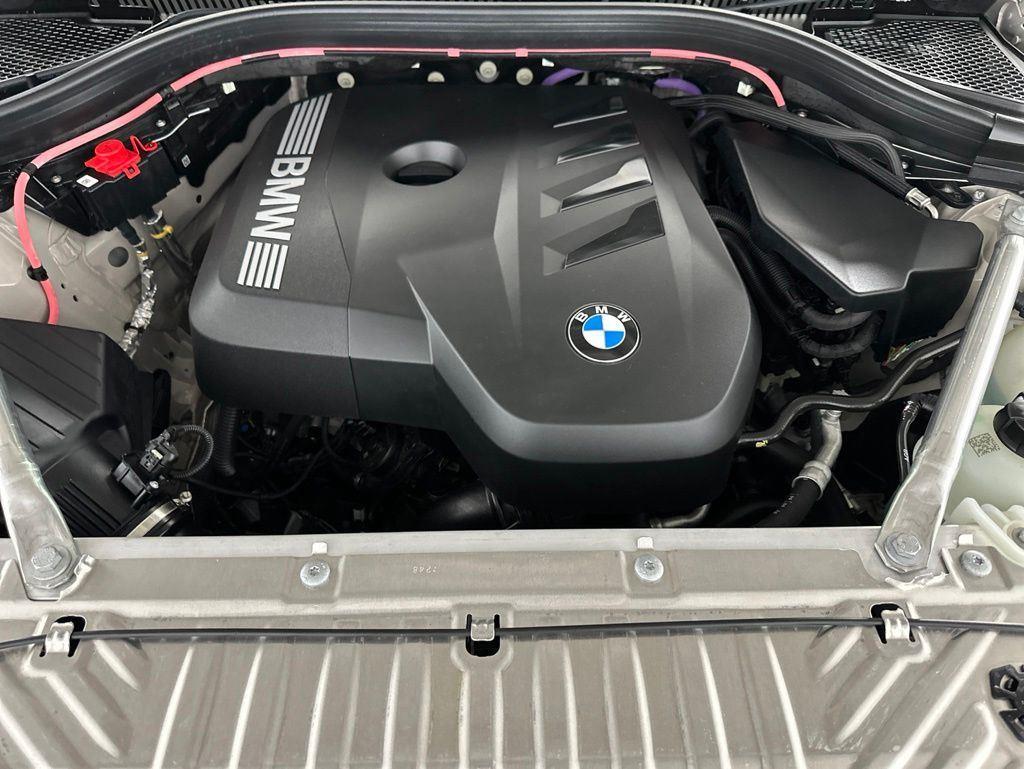 Used 2026 Gray Metallic BMW 30 xDrive image 28