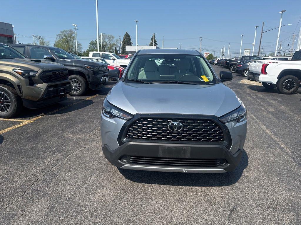 Certified Used 2022 Silver Toyota L image 3