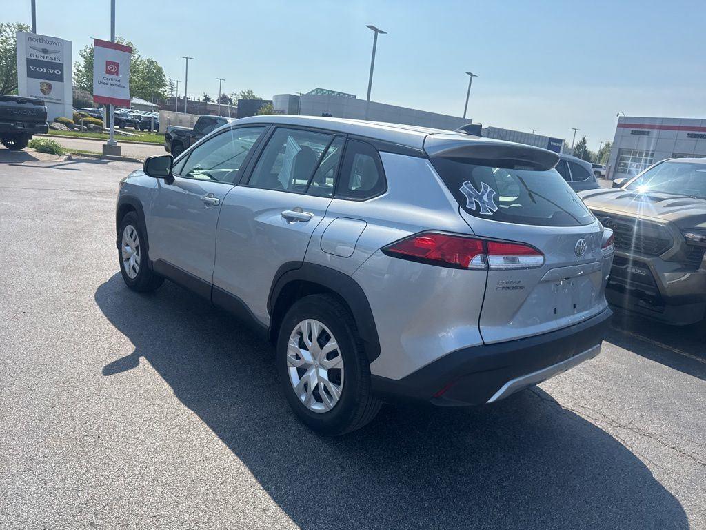 Certified Used 2022 Silver Toyota L image 5