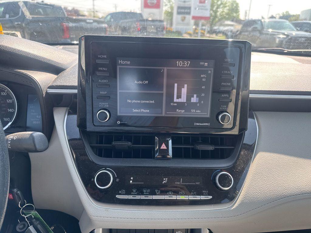 Certified Used 2022 Silver Toyota L image 10