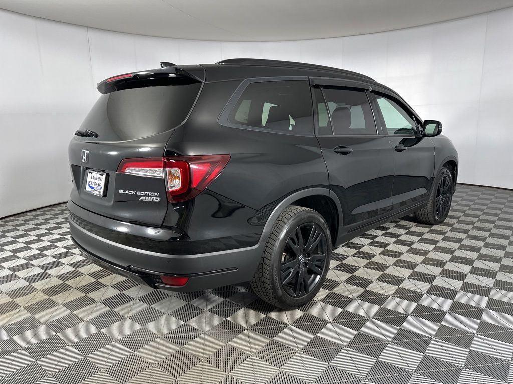 Used 2022 Crystal Black Pearl Honda Black Edition image 9