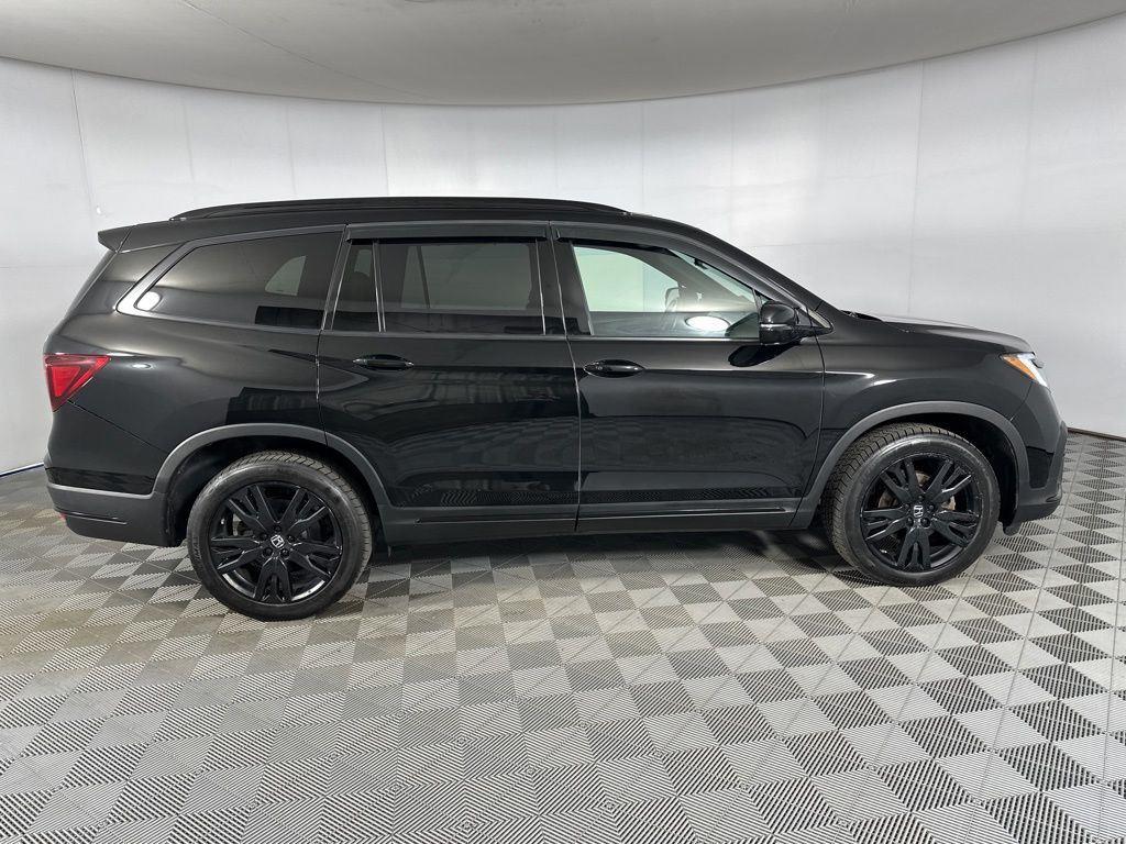 Used 2022 Crystal Black Pearl Honda Black Edition image 10