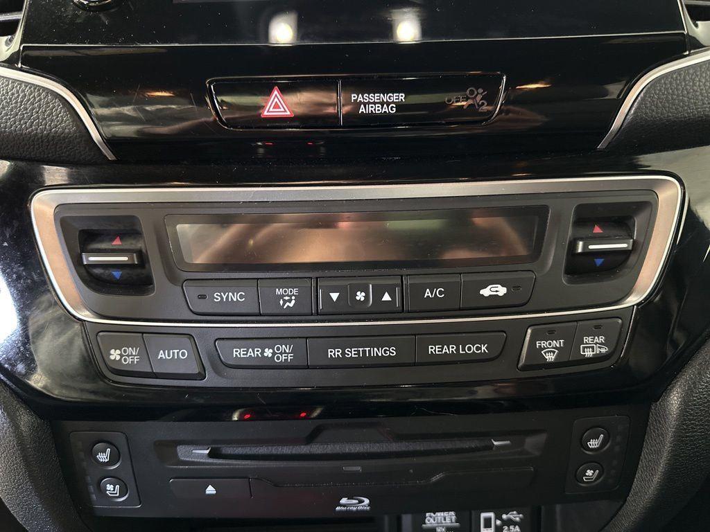 Used 2022 Crystal Black Pearl Honda Black Edition image 19