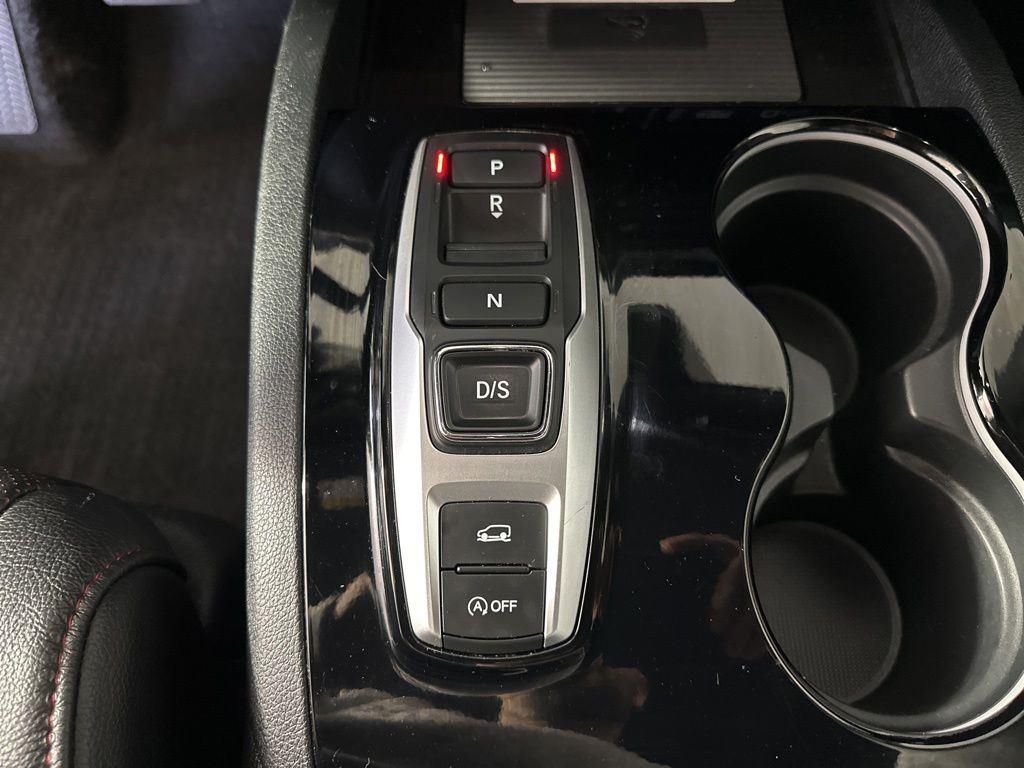Used 2022 Crystal Black Pearl Honda Black Edition image 22