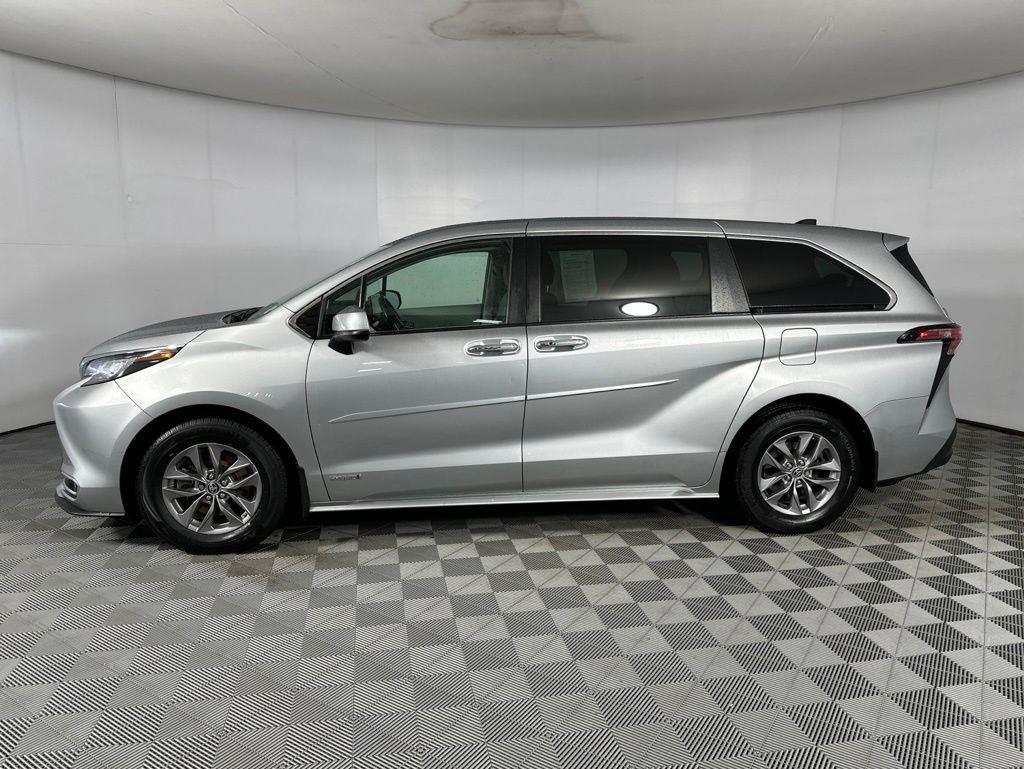 Used 2021 Celestial Silver Metallic Toyota XLE image 6