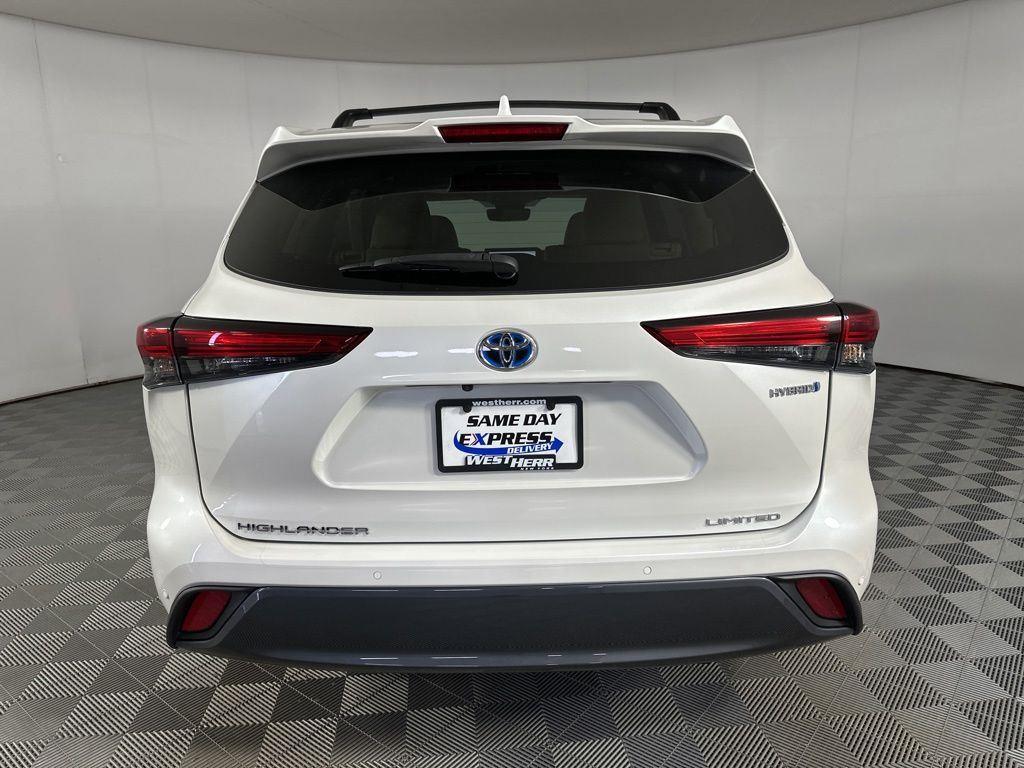 Used 2023 Pearl Toyota Limited image 8