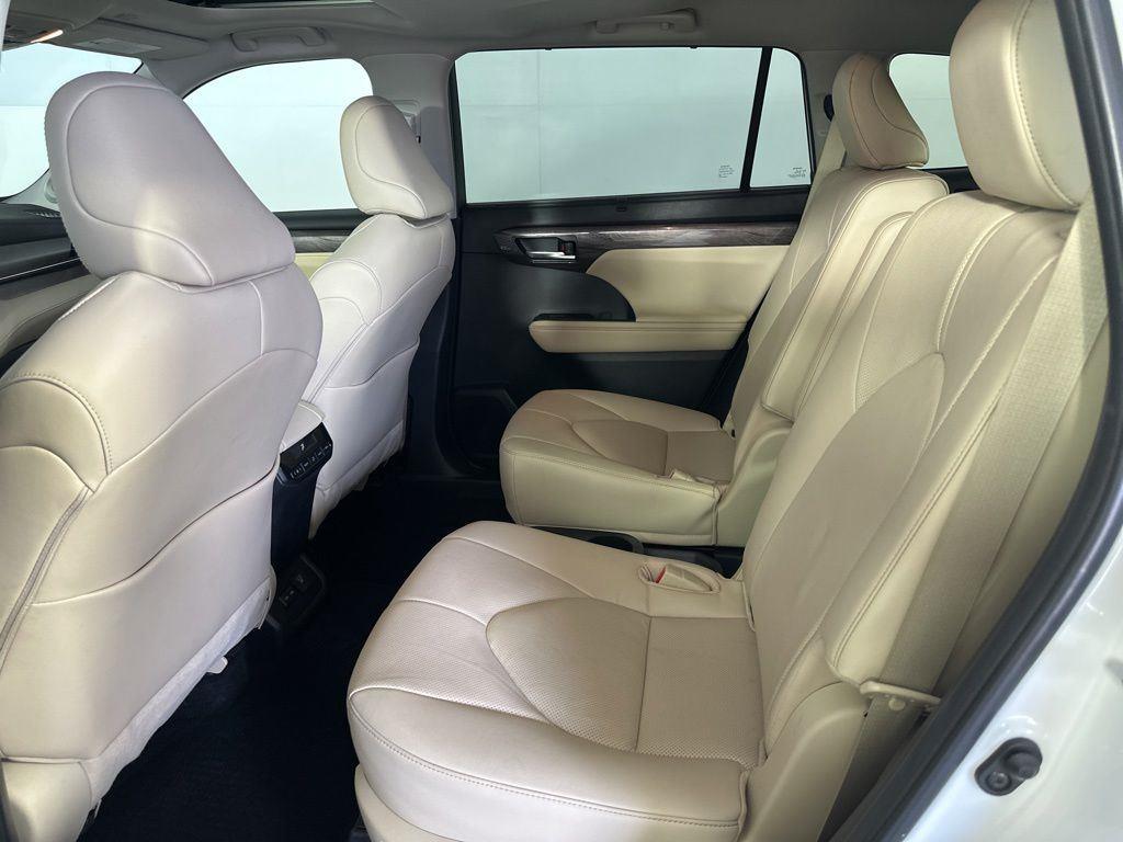 Used 2023 Pearl Toyota Limited image 25