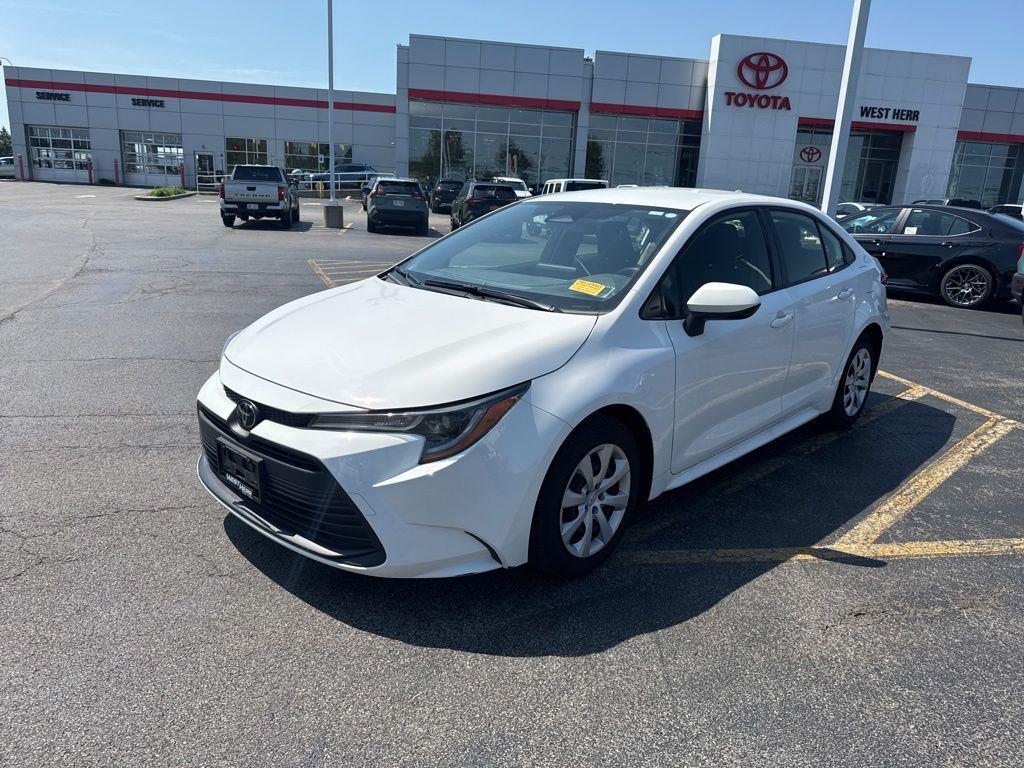 Certified Used 2023 Ice Toyota LE image 4