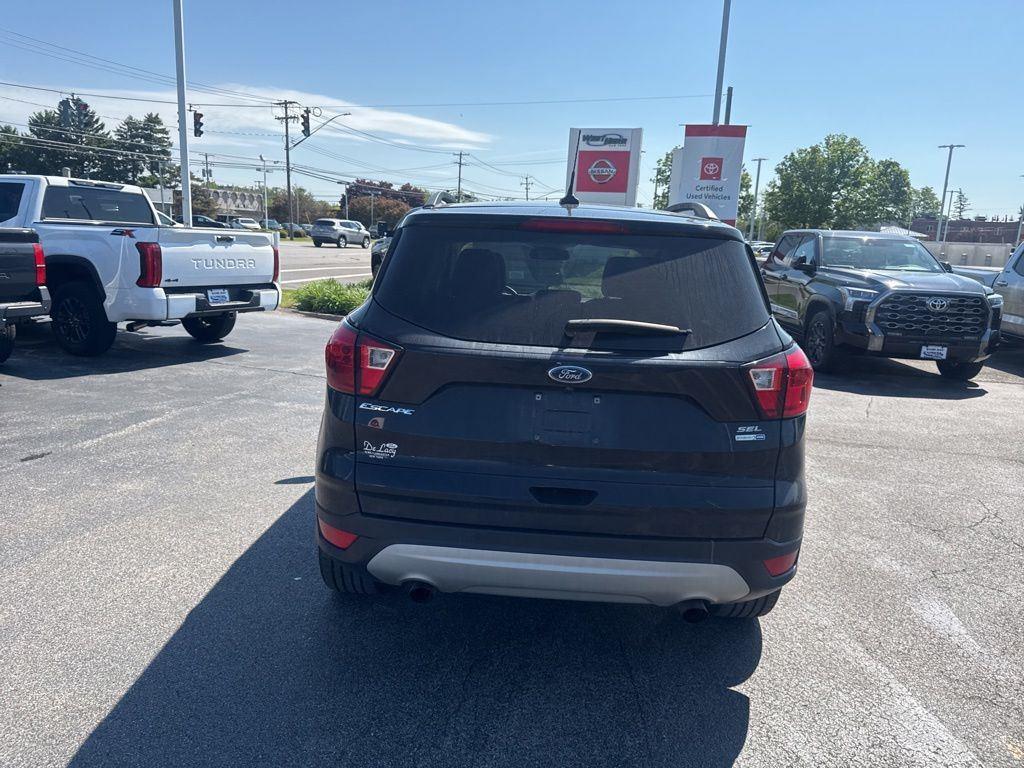 Used 2019 Black Metallic Ford SEL image 7